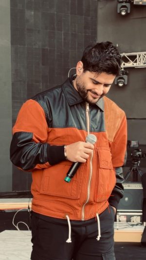 Nassif Zeytoun Instagram - فارقوني 
#NassifZeytoun 💡