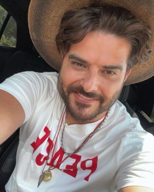 Nassif Zeytoun Instagram - #NassifZeytoun 💡❤️‍🔥