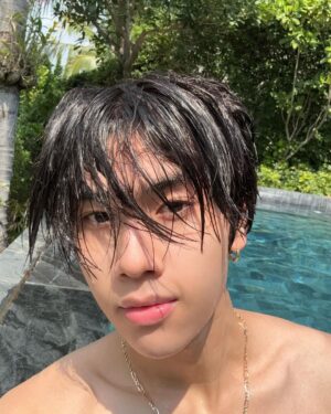 Natachai Boonprasert Instagram - come take a bite