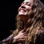 Natalia Lafourcade Instagram - ¡Un sueño! CÓRDOBA nos regalaron un momento de magia y amor tremendos. Gracias Argentina por recibirnos de esta manera. Ya quiero volver. Siempre volver. ❤️🌸🇦🇷🙏🏼🕊 nos vamos para Chile 🇨🇱 #detodaslasfloresnl #detodaslasflorestour