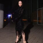 Natalia Oreiro Instagram - ⁣ Llegando a lo de @ferdente ⁣ 🖤🎬🖤🎙️🖤 📸 @brunoilusorio 🖤 @mariagorof 🖤 @karinacamporinomkp 🖤 @giachinomatias 🖤 @luligemelli 🖤 @bliss.com.ar 🖤 @turtupab - По дороге на @ferdente 🖤🎬🖤🎙️🖤