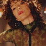 Natalia Oreiro Instagram - ⁣ Creo en el amor a primera risa ♥️😁 📸 @brunoilusorio 📽 @tinchochiesa 👗 @nantolin 👢 @lucianomarraok 🏩 @hotelmontevideo ♥️ @luligemelli 💚 @rosanjuan ✂️ @sergiolamensaok 💄 @castillosfernando ➿ @diegoalfonsouy 🍀 @merynaor 💡 @fefodiaz.art