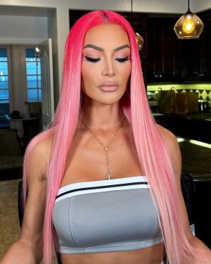 Natalie Eva Marie Instagram - You guys know I live for a good #glam moment 💫💁🏻‍♀️ 💄 
-
🩷Products used…

Prep: @elemis pro collagen cleansing balm.
Foundation: @armanibeauty 
Concealer: @hourglasscosmetics 
Setting powder: @lauramercier 
Eyes: @charlottetilbury super nudes easy palette. 
Lips @charlottetilbury
Lashes: @beautycreations.cosmetics 
Brows: @anastasiabeverlyhills in Carmel 
Powder Bronzer: @charlottetilbury in Tan
Cream Bronzer: @charlottetilbury
Blush: @patricktabeauty She’s that Girl
Setting spray: @onesize 
-
Extensions: @bellamihair
Tan: @isabelalysa
Outfit: @commense.official 
-
Glam by my compadres:

💄MUA: @makeupbyapollo 
💁🏻‍♀️Hair: @jasonhair 
👩🏻‍🎤Hair Color: @therachelani