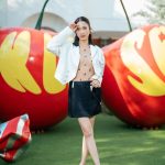 Natapohn Tameeruks Instagram - @klosetdesign ต้อนรับเดือนแห่งความรักด้วยการเชิญทุกคนมารับประสบ การณ์ท่ามกลางลูกกวาดสดใส โดยจับมือกับ @holidaypastry เนรมิตสวนสวยให้เต็มไปด้วยเชอร์รี่และลูกกวาด ในคอนเส็ปต์ “LOVE LIKE CANDY” ที่เปรียบการมีความรักนั้นทำให้มีชีวิตชีวา และมีความสุขราวกับเวลาที่ได้ลิ้มลองความหวานของขนมและลูกกวาดแสนหวานให้ทุกคนมาถ่ายรูปกันได้ตลอดทั้งเดือนกุมภาพันธ์ 9 - 29 กุมภาพันธ์นี้ ที่ Holiday Pastry เจริญนคร 10 @klosetdesign #kloset #Klosetlovelikecandy #HolidaypastryVday #spreadlovewithholidaypastry HOLIDAY PASTRY