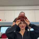 Nathalie Boltt Instagram - Hair and make up tutorial for Riverdale’s Penelope. Final addition! Penelope’s wig (her name is Eloise ❤️) Thank you always to the incredible hair team @ekahairmakeup @victoriaalicia11 brookesovdi @bennettstyle #tutorial #riverdale #wig #hair