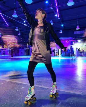 Nathalie Boltt Instagram - The boots worked! And we all blew off a little steam. Next week: spins, leaps and the splits. 🛼 #rollerskating #purplerainparty☔️☔️ @rollaskateclub
