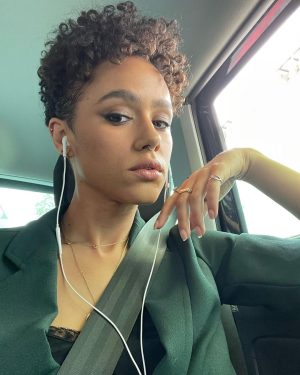 Nathalie Emmanuel Instagram - Our first outing to the @bafta Craft Awards… 

Congratulations to all the winners and nominees… You are the true heroes of our business. It was an honour to present the hair and make up award and be amongst some of the most talented/creative minds in the entertainment industry.

It was the first time styling my new hair but it was super windy out and in all the press photos I have one rogue curl who wanted to pull focus…. So nothing new there then? Here’s me thinking that was thing of the past! But NO! She will never be contained!!!! 🤣🤣🤣… 

Image copyright: @snapperjeff for @gettyimages