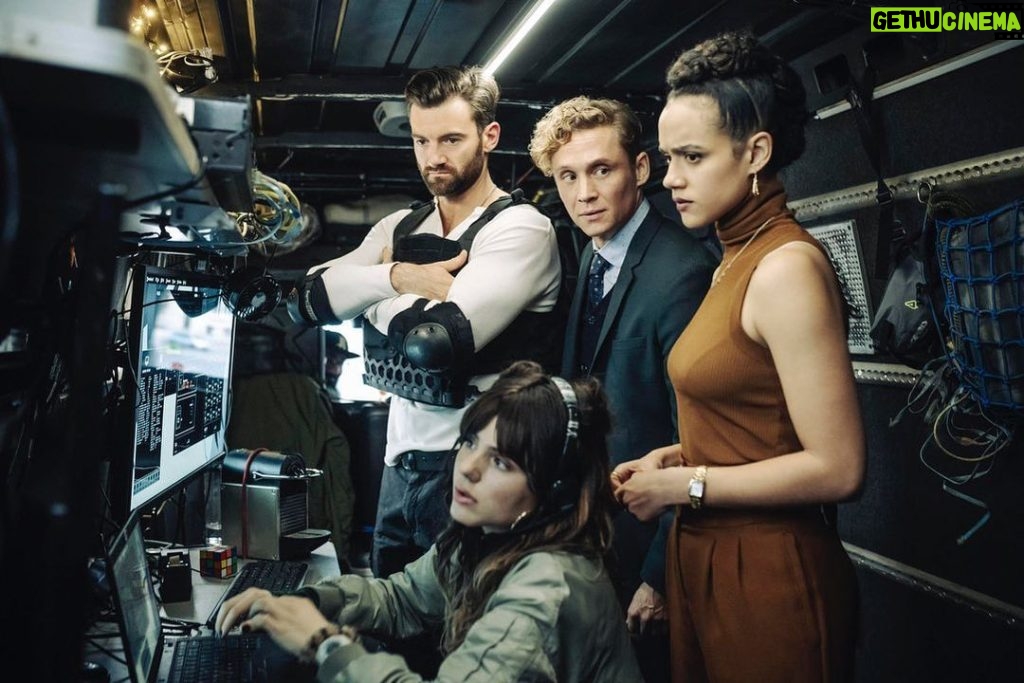 Nathalie Emmanuel Instagram - Meet the Army of Thieves. 💰🔐💰🔐 The action-packed prequel to Zack Snyder's Army of the Dead, directed by and starring Matthias Schweighöfer, is coming soon to Netflix. #ArmyOfThieves @matthiasschweighoefer @nathalieemmanuel @stuartmartin @rubyofee @guzkhanofficial