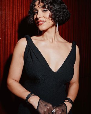Nathalie Emmanuel Instagram - Flawless at #Frieze with @Bulgari #latergram 

Jewellery @bulgari 
Styled in @givenchy by chercoulter
Make up by @minnie_mua 
Hair by @nicola_harrowell