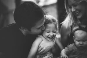 Nathan Kress Instagram - I know I've been away from social media a lot these last few months. TBH, I've been too busy smoochin' my 3 favorite ladies as much as possible while we're on hiatus.
Sorry about it 🙂

📷: @jedidiahwoods