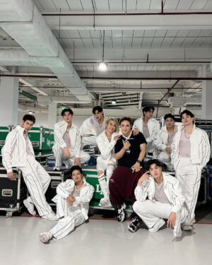 Natouch Siripongthon Instagram - Backstage photos 🕺🏻