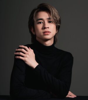 Natouch Siripongthon Instagram - All is BLACK 🖤 #fluke_natouch