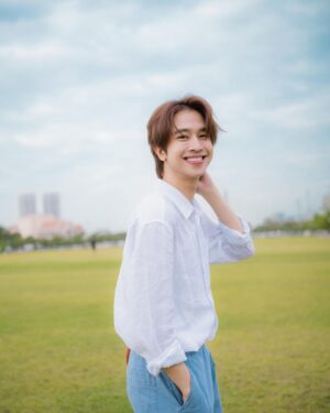 Natouch Siripongthon Instagram - blue sky smiling at me 😊 #fluke_natouch