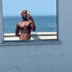 Ncuti Gatwa Instagram - My job. Is actually just beach 🏝️👱🏿‍♂️ But I have no pictures of the beach or Christ the redeemer.. you know you’ve had a time when there’s hardly any pictures for a decent dump. Rio. Obrigado. The most beautiful city with the most beautiful people filled with thee MOST beautiful hearts. 🫶🏾🇧🇷 Also shout out to @belmondcopacabanapalace the staff there!!! My god. Angels every single one of them. The managing team defo need to add a wee bump to their next pay packet☝🏾 Rio de Janeiro