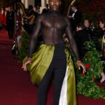 Ncuti Gatwa Instagram - @britishvogue x @voguemagazine Thank you for the most exquisite evening at Vogue World. Fashion, opera, dance and theatre performed to the highest of abilities in one night. Whew. Twas truly a sight to behold. @edward_enninful #AnnaWintour and the entire team at Vogue thank you endlessly. This was a night to remember and I feel giddy with luck to have witnessed it. My head also hurts thinking about the planning logistics of it all…But bloody hell you guys throw a good party!! Special thanks to @burcakyol ….for the most beautiful creation. And my @tiffanyandco fam for the stunning pieces💎 Wearing @burcakyol Rings @tiffanyandco Shoes @louboutinworld Hair @chris7_okonta Skin @keshiaeast_ Styled by THEE @felicitykay Assistanted by @ivoryandonyx @mariangelaoorlando Photographer @hannah.cosgrove London, United Kingdom