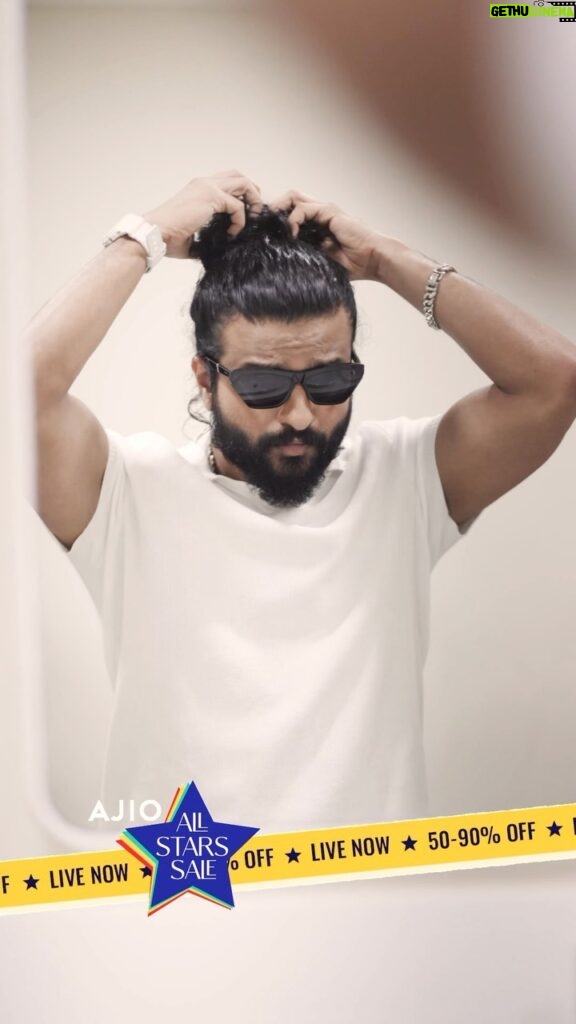 Neeraj Madhav Instagram - AJIO ALL STARS SALE, LIVE NOW! Busy grabbing my favourite styles at 50-90% off at @ajiolife . Go check it out now and grab yours! The loot from 5000+ brands & 1.2 million+ styles is now on. Download the AJIO app, sign up to get ₹500 off & SHOP NOW! #AjioAllStarsSale #BiggestFashionHeist #AjioLove #HouseOfBrands #ad