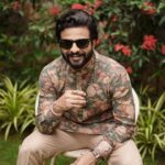 Neeraj Madhav Instagram - Desi boy ! ✨ Stills by: @yaami____ Makeup and Styling: @soorajskofficial Costume: @bespokedbysk
