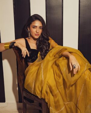 Neha Shetty Instagram - Life lately : Chapter 3

Styled by @rashmitathapa
Wearing @_deepthee_
Accessories @tantra.brassjewellery 
Beauty @makeupbymadhushreeganapathy
Shot by @the_pixel_farmer
