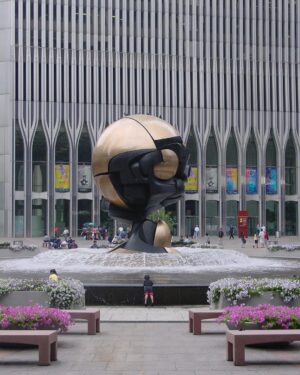 Neil deGrasse Tyson Instagram - Nineteen years and two months ago...
⠀⠀⠀⠀⠀⠀⠀⠀⠀
A snapshot of my backyard in lower Manhattan. Foreground: my young daughter plays with the fountain. Background: World Trade Center No.2.