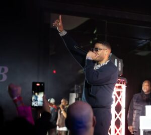 Nelly Instagram - Yo @derrtycity ……. Seem like we got another Derrty Year loading…….. #DrinkMoshine #Nelly