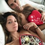 Nev Schulman Instagram - life is like a box of chocolates…and I’m just thrilled to be holding your lid 😘🥰😍