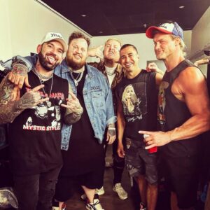 Nicholas Theodore Nemeth Instagram - awesome show & awesome brothers 
💪🏽💪🏽