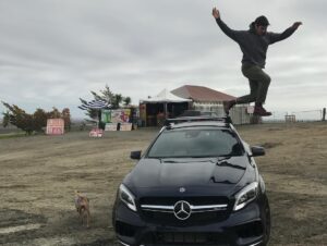 Nick Robinson Instagram - Did a photoshoot in the desert and didn't know what to do with my hands, but did find some flavored almonds. Thank u @mercedesbenzusa #MBAmbassador