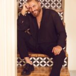 Nicola Mouawad Instagram - @sayidatynet #cover #shoot 📸 رئيسة التحرير @lamashethry ‎حوار @moetaz_elshafey تصوير @sharbelboumansour تنسيق أزياء @jonymatta مكياج @makeupbyomz شعر @miguelboghos @victorkeyrouz منسق إعلامي لنيقولا معوض @samaryassin85 موقع التصوير: @turath.eventspace #nicolasmouawad #beirut #lebanon #cairo #egypt #actor #acting ‎#نيقولا_معوض #بيروت #لبنان #القاهرة #مصر