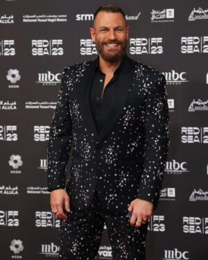 Nicolas Mouawad Instagram - RED SEA FILM FESTIVAL opening night.
THANK YOU FOR ALL THE LOVE 💛
suit by @georgeshobeika 🌟 

Thanks to Maha & Mohamed Ali @alsagheersalons .

📸 @ahmedraafat4 

#nicolasmouawad #beirut #lebanon #cairo #egypt #actor #acting
#نيقولا_معوض #بيروت #لبنان #القاهرة #مصر