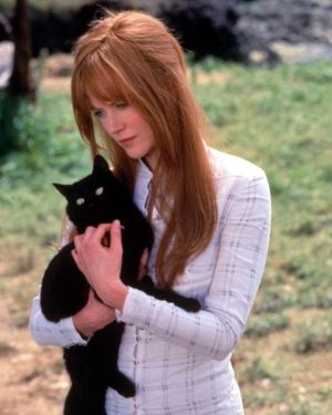 Nicole Kidman Instagram - Wishing you all a practically magical weekend! ✨🔮 #PracticalMagic Anniversary