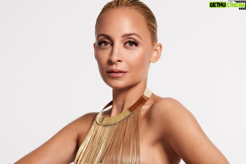 Nicole Richie Instagram - Relevant Cosmetics by @relevant.skin 💋