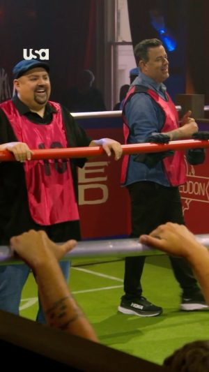 Nikki Garcia Instagram - So many balls, so little time. ⚽ @jellyroll615 and @fluffyguy go toe-to-toe on an all-new #Barmageddon Monday at 11/10c on @USANetwork!