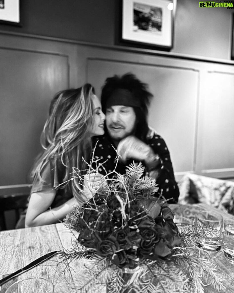 Nikki Sixx Instagram - We had the most spectacular night celebrating my baby with dear friends. Couldn’t have been more perfect!!! Jackson Hole