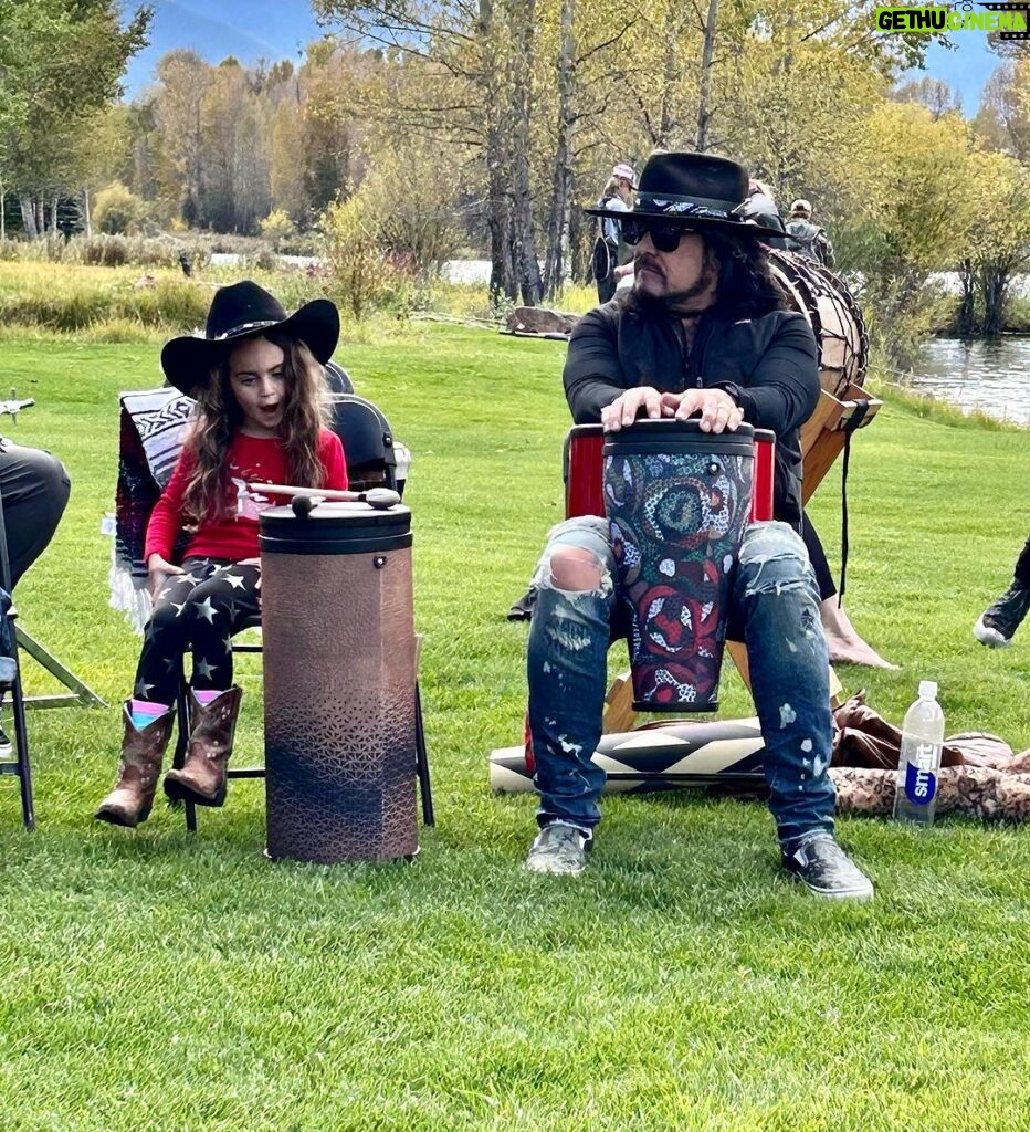 Nikki Sixx Instagram - Today at @ravendrumfoundation.Thank you for the spiritual tune up.. 🪘 ❤️ 🎶 🙏🏼 Jackson, Wyoming