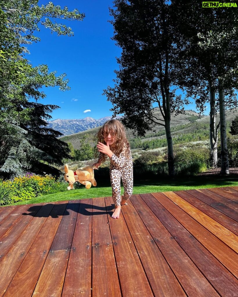 Nikki Sixx Instagram - Wild leopard on the deck upon finding out there was an actual wild bear out on the property this morning. I guess we could call her a scaredy cat? (dad joke) but then again I am a dad. Irony and too much coffee. Nice to be off the road and back into nature….. Thanks Annie for the head up. 🐻 Jackson, Wyoming