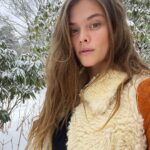 Nina Agdal Instagram - Soo... is it hot toddy o’clock yet? ☕️