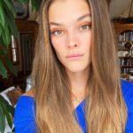Nina Agdal Instagram - Happy Hour Zoom makeup lewk 🍊💙🍹 best part is you don’t even have to wear pants.