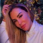 Ninel Conde Instagram - Donde ando!? Que esta pasando!? 🥰😝🥂💍? 🏠 besitos ❤️ Miami, Florida