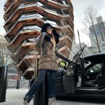 Ninel Conde Instagram - Sigue a tu corazón, especialmente si te lleva a Nueva York 🤍🤎 ¿Qué ciudad es tu favorita para viajar? Los leo👀 . . . #ninelconde #travel #nyc #newpost #vessel #ferrari #traveltheworld #labombonasesino #newyork