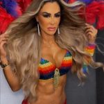 Ninel Conde Instagram - I Lovet it! 🌈 Tienen talento, bebés. Me siento honrada porque este grupo tan maravilloso de @dragracemexico hizo una presentación icónica de este bombón.🥵🥵 Sí, hasta los mejores lugares de mi México lindo ha llegando su cariño. ¡Lo hicieron excelente!✨✨ ¡¡Los amo!!😍 #lgbt #pride #ninelconde #viral #almarey #drag #dragracemexico #fy #bombón #medicenbombon