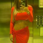 Ninel Conde Instagram - ¿Para donde vamos hoy, mis bombones? 💖 Quiero leer en los comentarios sus planes este sábado 🔥. #NinelConde #Saturday #RedDress #fashiom #sexy #trend #viral #fye