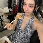 Ning Yi Zhuo Instagram - 2023 마지막날