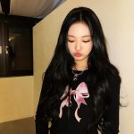 Ning Yi Zhuo Instagram - 🐱🎀