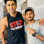 Nishant Singh Instagram - My Motu-Patlu 😂 Meet my team @azruddin_hairstylist And @shanawazhashmi5