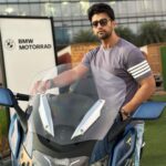 Nishant Singh Instagram - Who needs a ride? #nishantmalkhani #bmw #sportsbike Jio World Garden