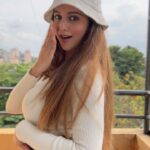 Niveditha Gowda Instagram - Where are you from? 🤍🫰🏻 #nivedithagowda #reelsinstagram #instagram #instareels Bangalore, India