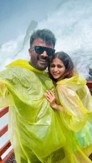 Niveditha Gowda Instagram - #niagarafalls #caveofthewinds must visit place in New York , USA ❤️