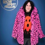 Noel Fielding Instagram - Had the best time on @jimmyfallon tonight ! Thank you x x x x @fallontonight x x x