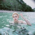 Noppanut Guntachai Instagram - 🐬🐬🐬