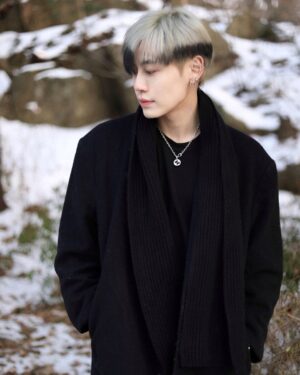 Noppanut Guntachai Instagram - ⛄️⛄️⛄️
Cr. @aloneww